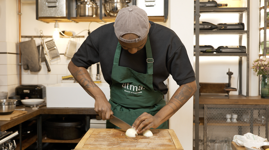 Onion cutting